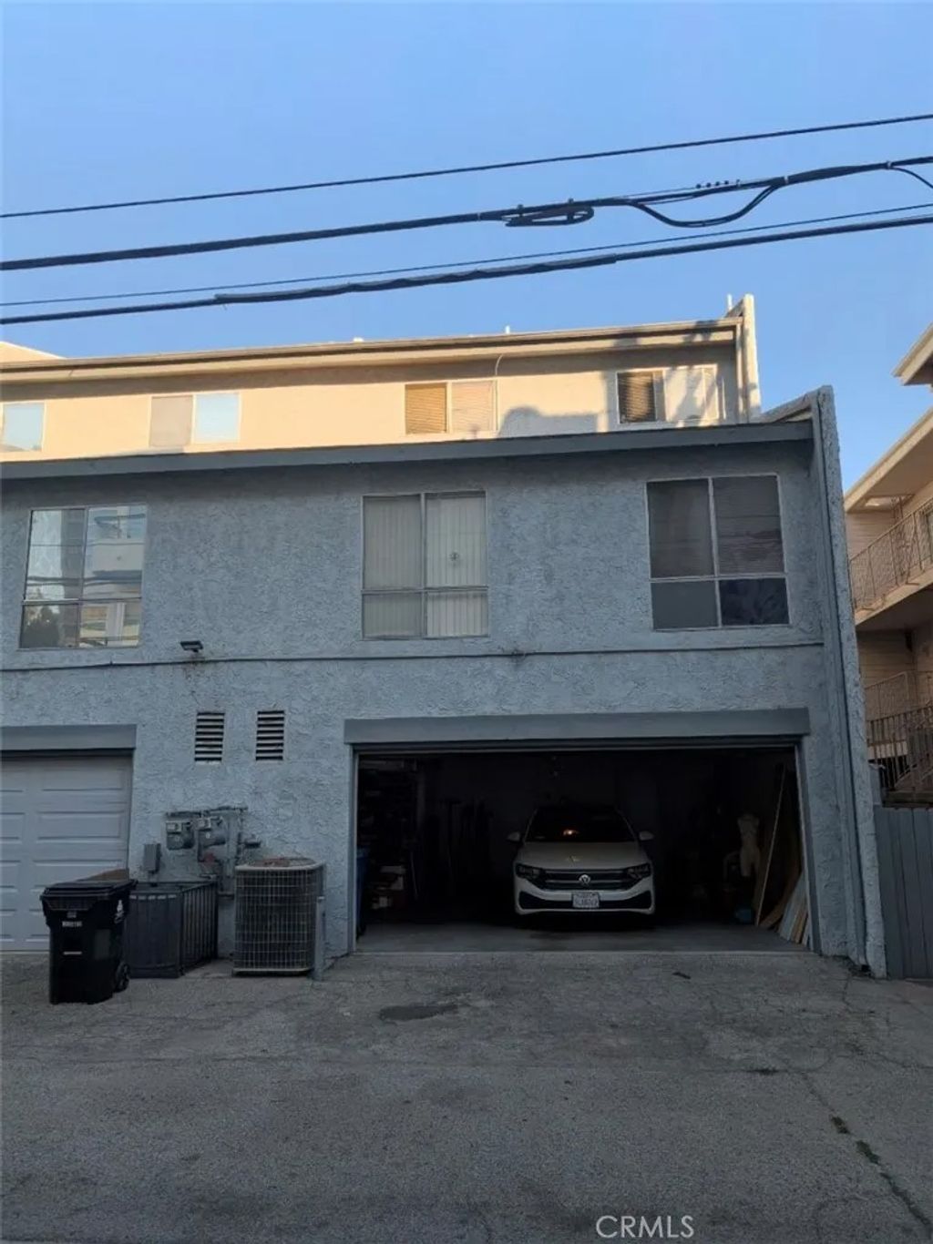 Photo of 4325 Whitsett, Studio City, CA 91604 (MLS # SR26012896)