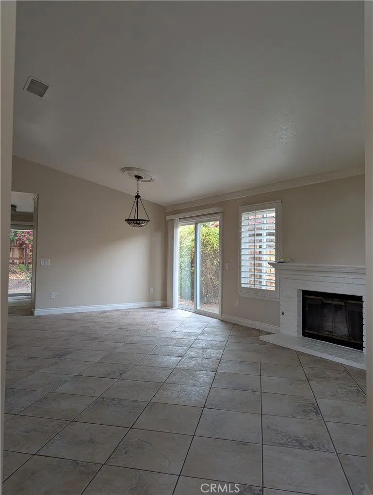 8615 Barton
