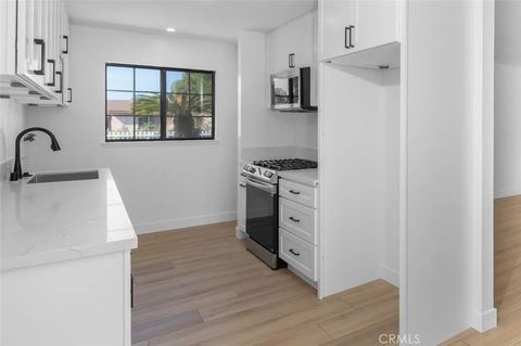 Tiny photo for 901 S Harmon St, Santa Ana, CA 92704 (MLS # PW25246858)