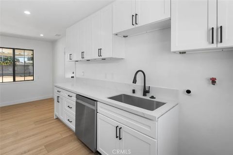 Tiny photo for 901 S Harmon St, Santa Ana, CA 92704 (MLS # PW25246858)