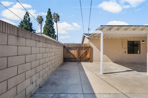 Tiny photo for 901 S Harmon St, Santa Ana, CA 92704 (MLS # PW25246858)