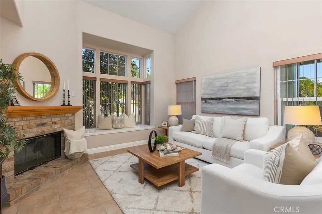 Photo of 2087 Jeremy Ln, Escondido, CA 92027 (MLS # SW26010478)