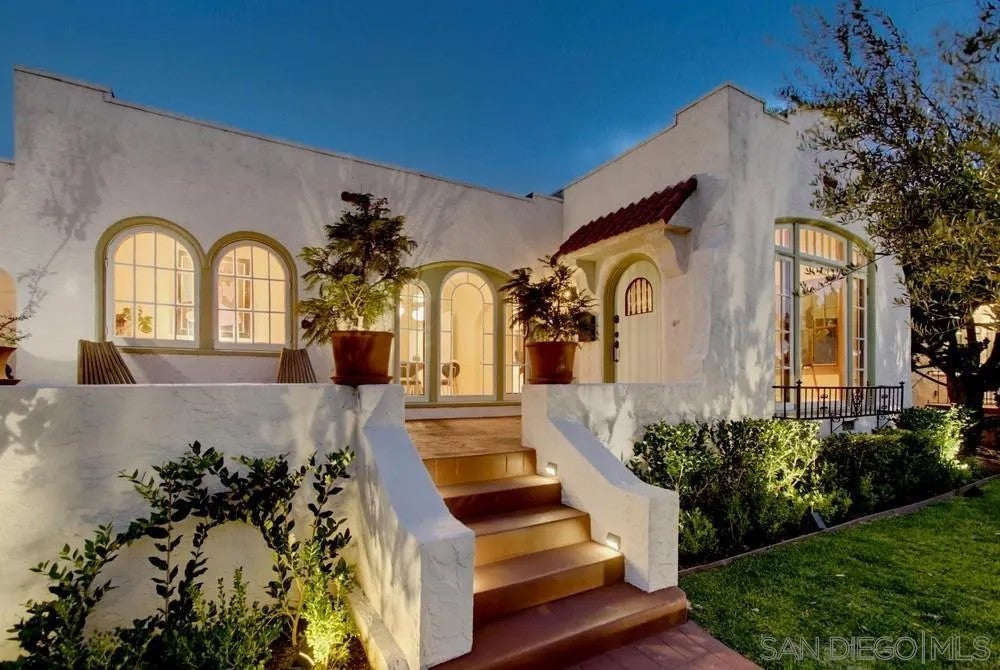 2633 San Marcos Ave
