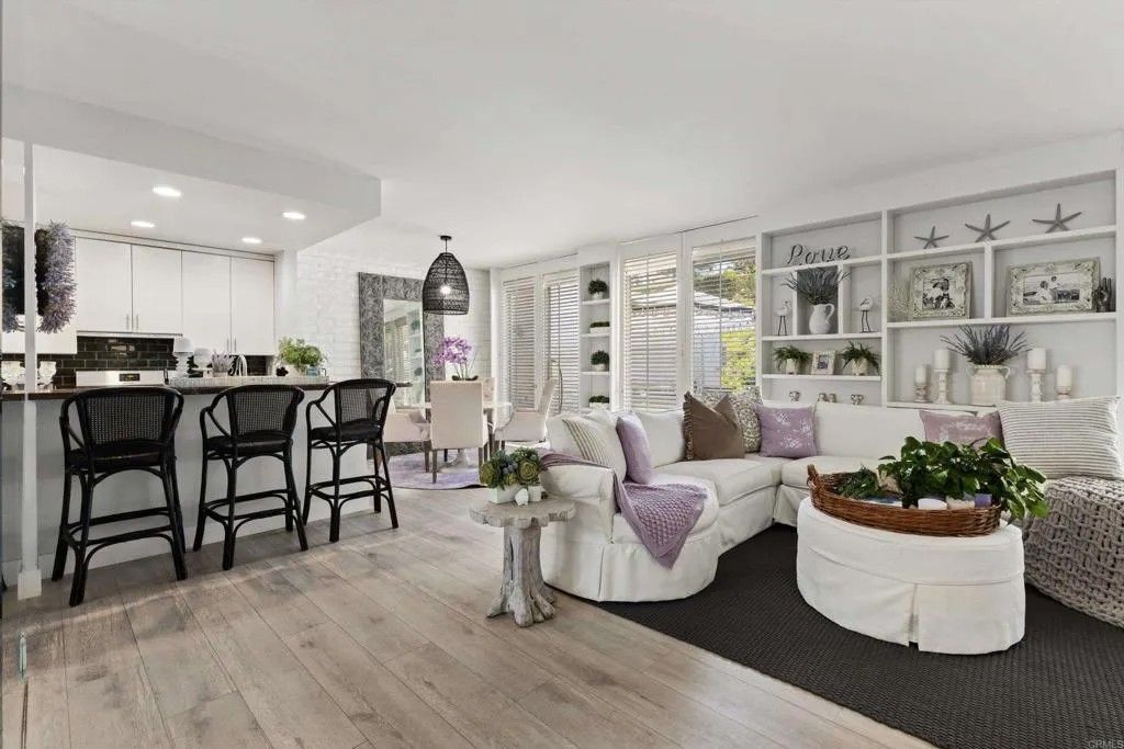 Photo of 7115 Estrella De Mar Rd #B, Carlsbad, CA 92009 (MLS # NDP2603793)