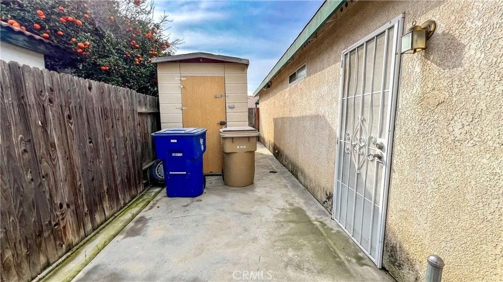 Photo of 4509 Kaytlain Ave, Bakersfield, CA 93313 (MLS # SR26021994)