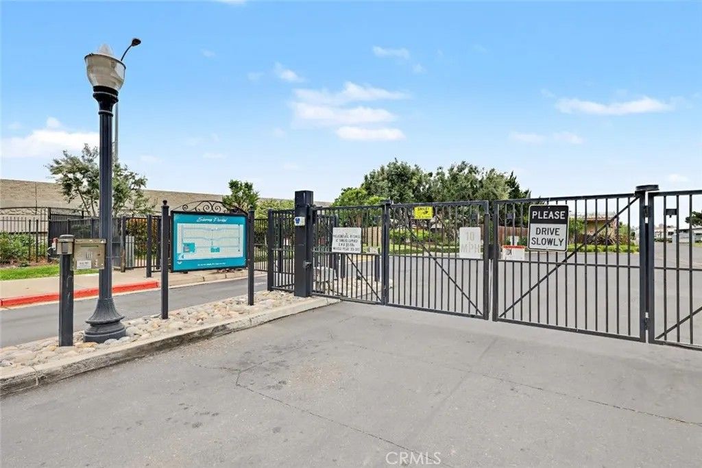 Photo of 2240 Golden Oak Ln #119, Merced, CA 95341 (MLS # MC26071153)