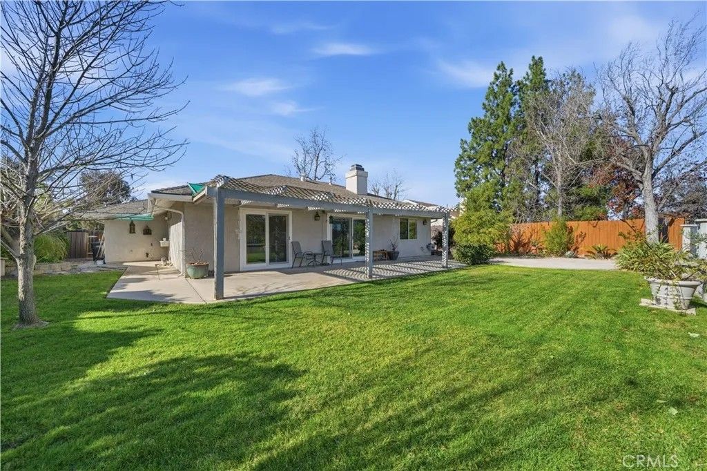 Photo of 42230 Cosmic Dr, Temecula, CA 92592 (MLS # SW26004621)