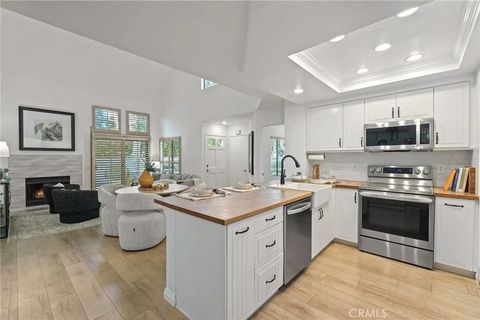 Tiny photo for 83 Briarglen #21, Irvine, CA 92614 (MLS # OC25247631)