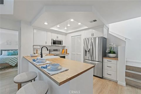 Tiny photo for 83 Briarglen #21, Irvine, CA 92614 (MLS # OC25247631)