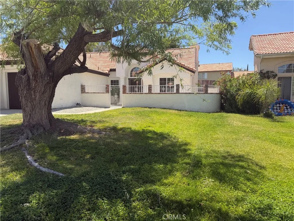 40043 Tilbury Drive