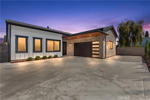 Photo of 15362 Seine Cir, Irvine, CA 92604 (MLS # OC26147338)