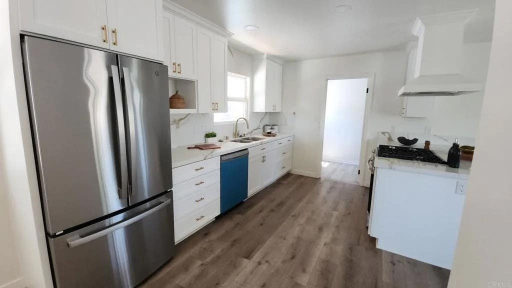 Photo of 2019 Avenida Penasco, El Cajon, CA 92019 (MLS # PTP2606257)
