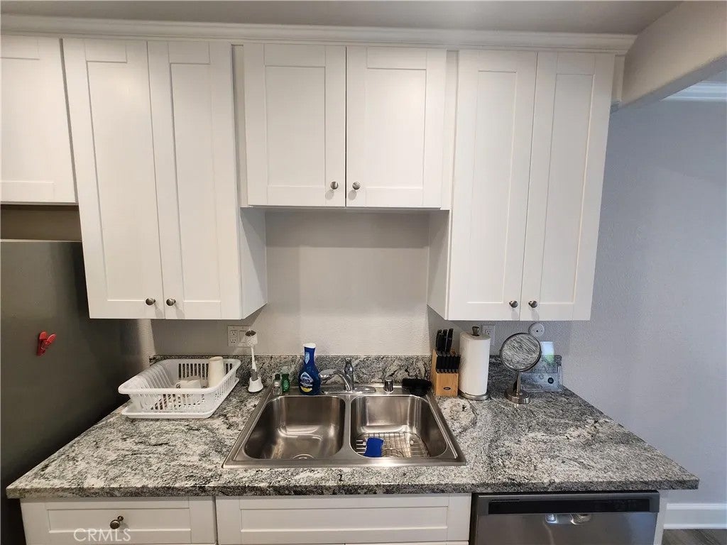 8515 Villa La Jolla F