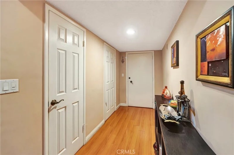 1734 N Fuller 107