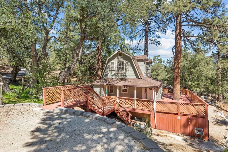 52910 Cedar Dr