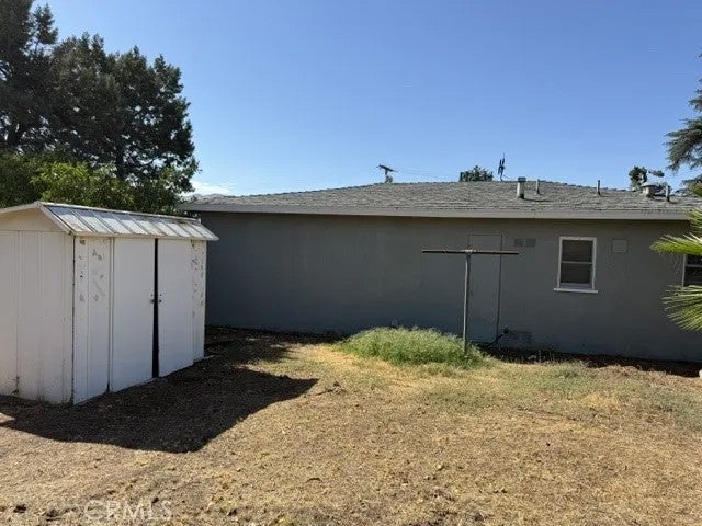 1425 W Hays
