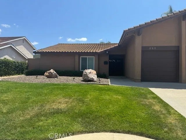 880 Tupelo Wood Court