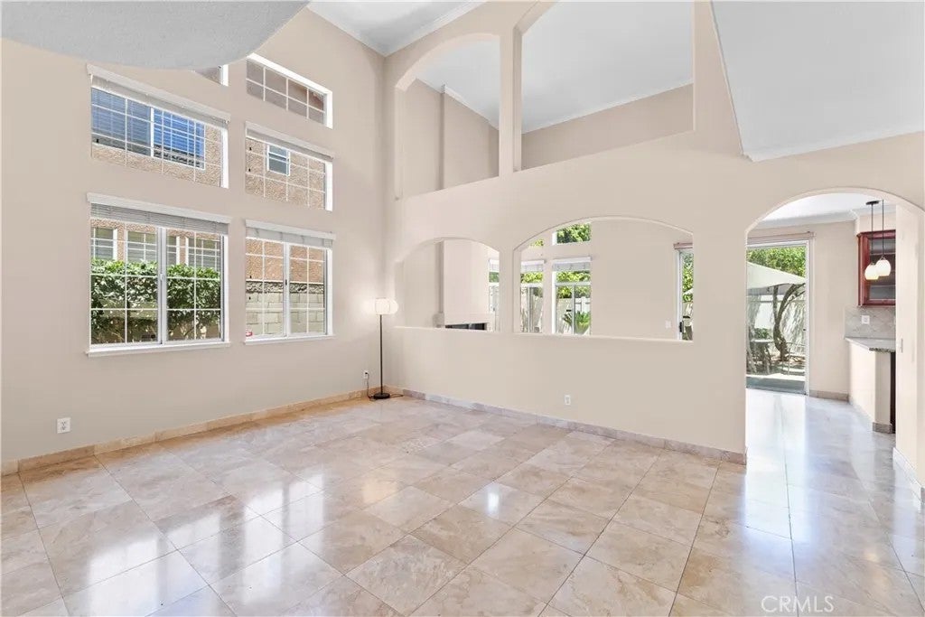 2184 Rancho Hills