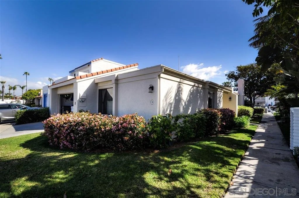 Photo of 13 Port of Spain, Coronado, CA 92118 (MLS # 260020572)