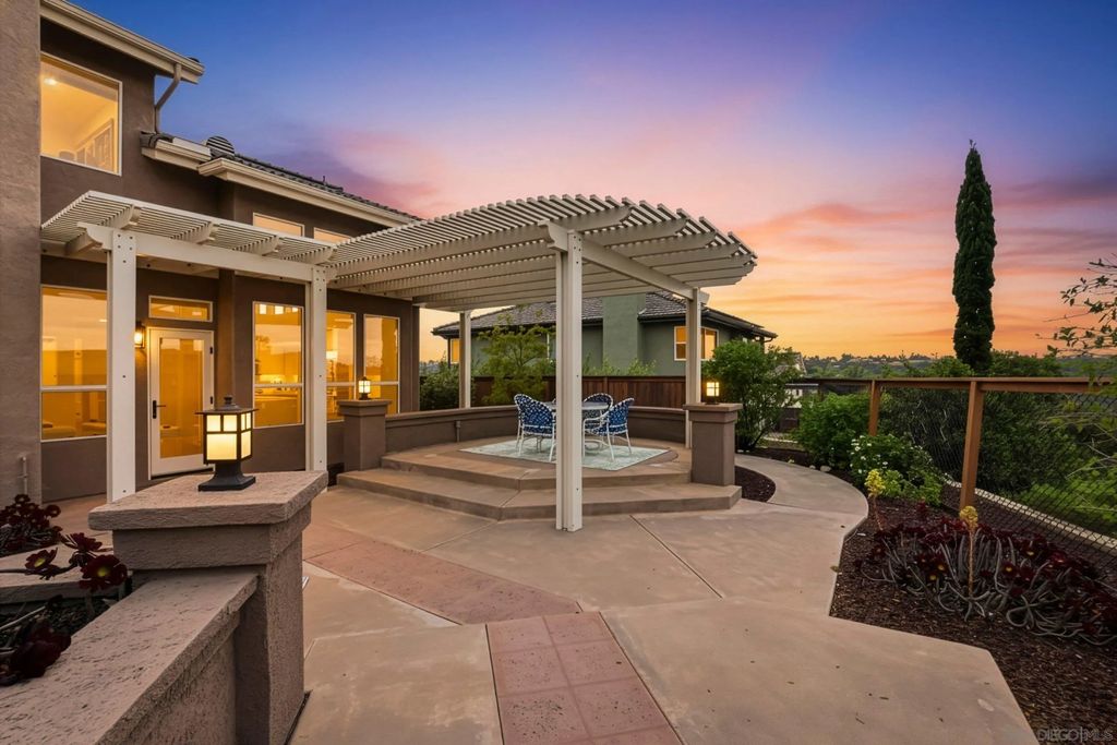 Photo of 12182 Mannix Rd, San Diego, CA 92129 (MLS # 260008783)