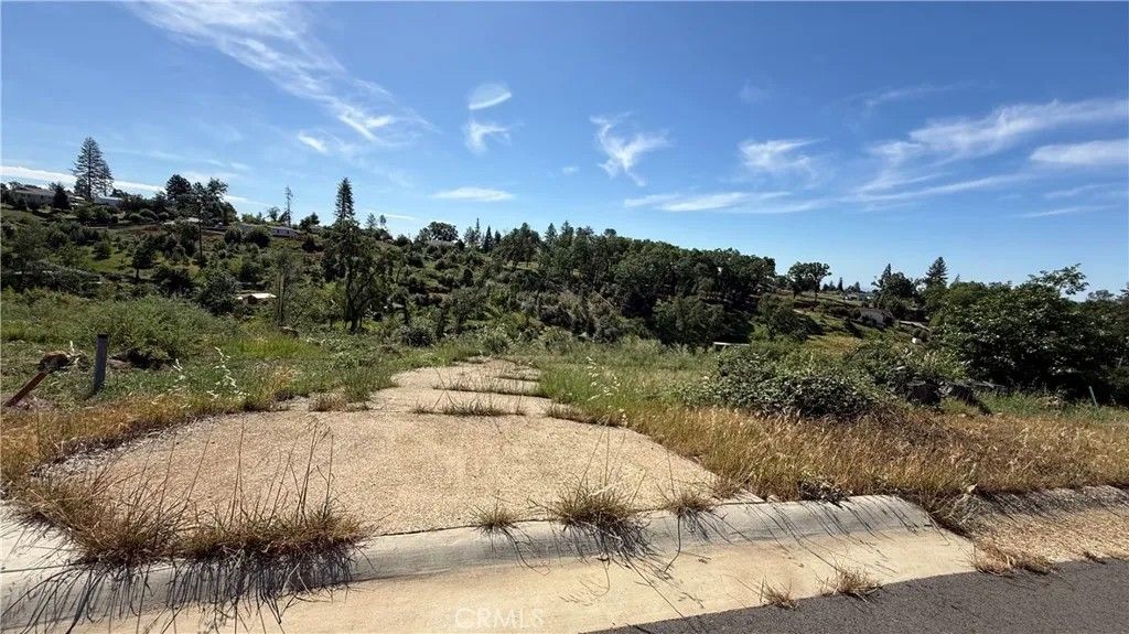 Photo of 623 Circlewood Dr, Paradise, CA 95969 (MLS # SN26079560)