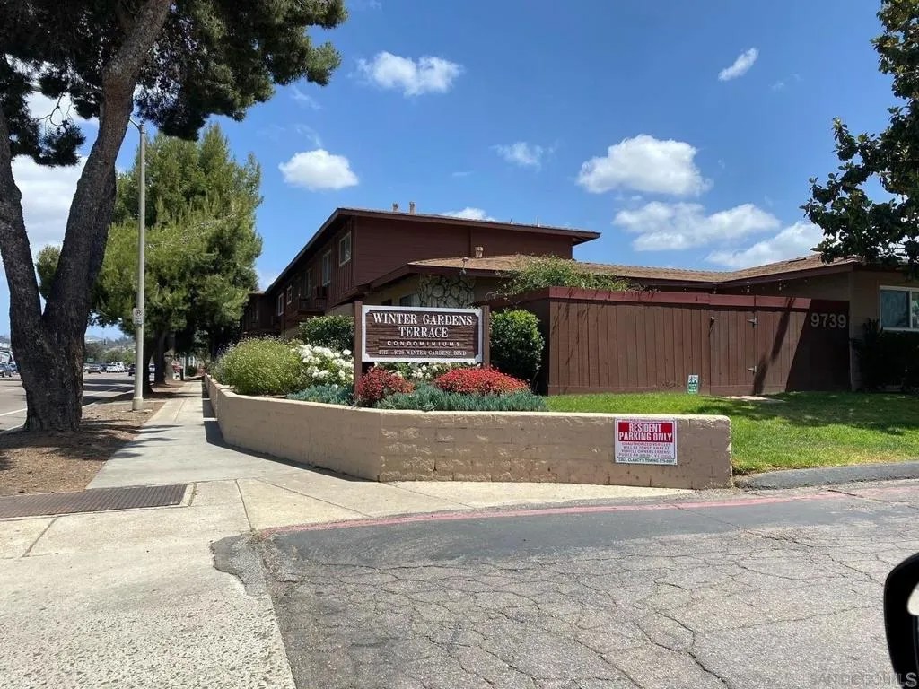 9379 Winter Gardens Blvd 10