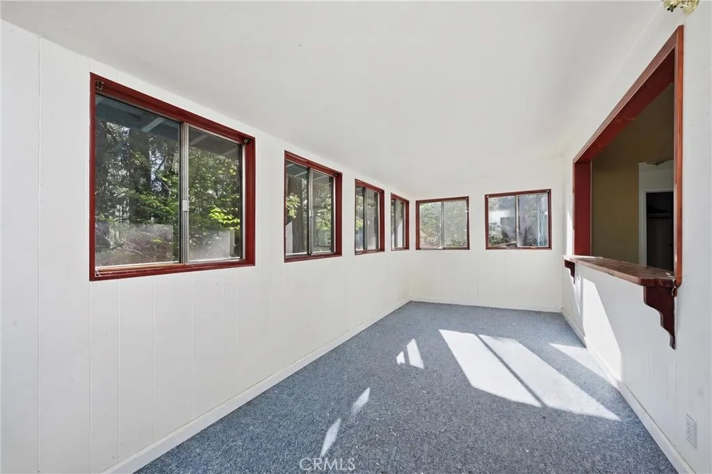 10313 Brookside