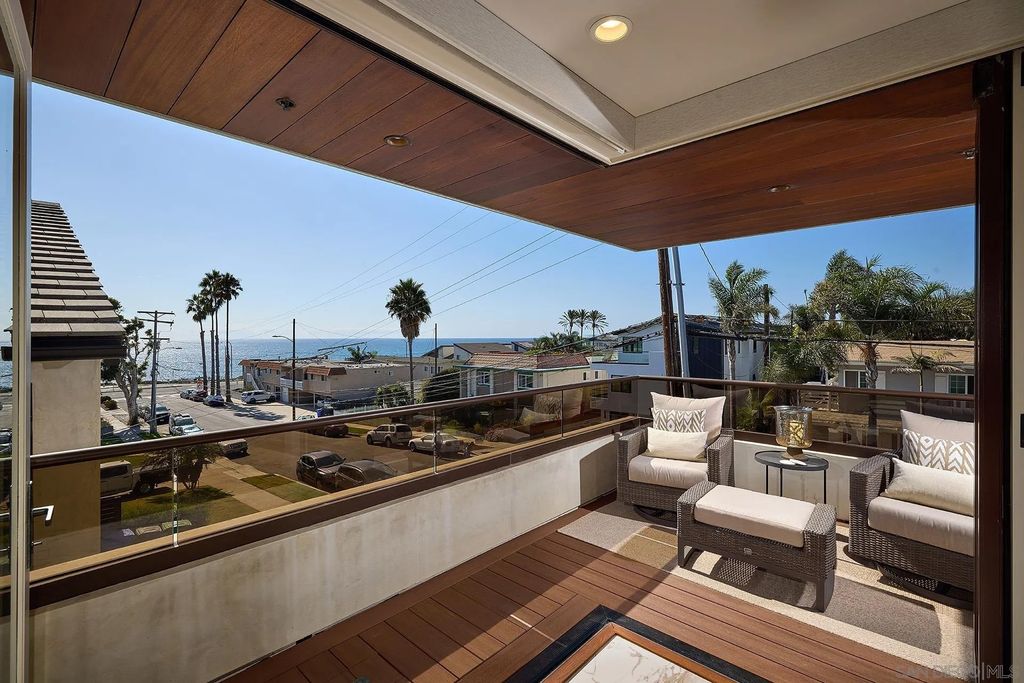 Photo of 187 Cherry Ave, Carlsbad, CA 92008 (MLS # 260009875)