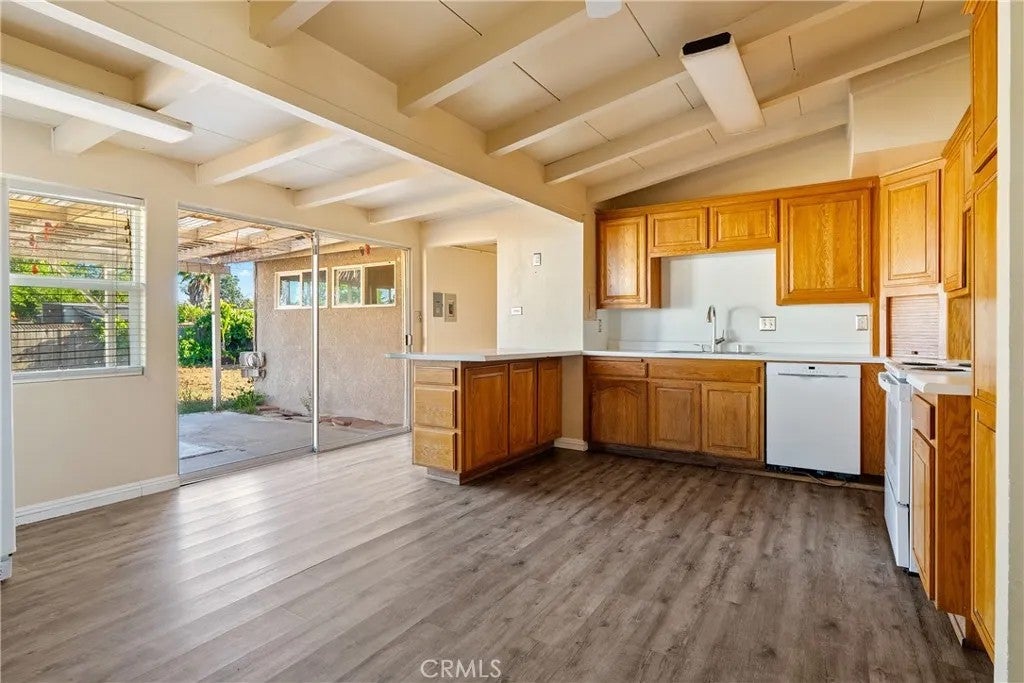 214 Santa Cruz