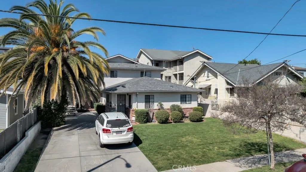 Photo of 8807 Canby Ave, Northridge, CA 91325 (MLS # SR26064037)