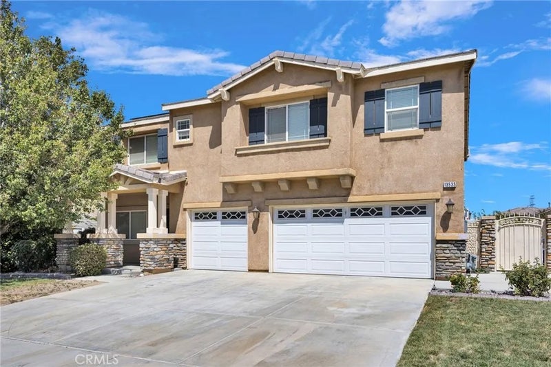 13535 Bentley St
