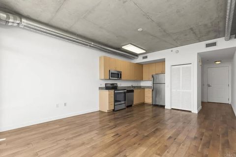 Tiny photo for 1080 Park Blvd #1508, San Diego, CA 92101 (MLS # PTP2505630)