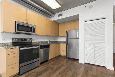 Tiny photo for 1080 Park Blvd #1508, San Diego, CA 92101 (MLS # PTP2505630)