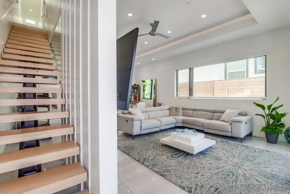 Photo of 140 Imperial Beach Blvd, Imperial Beach, CA 91932 (MLS # 260021683)