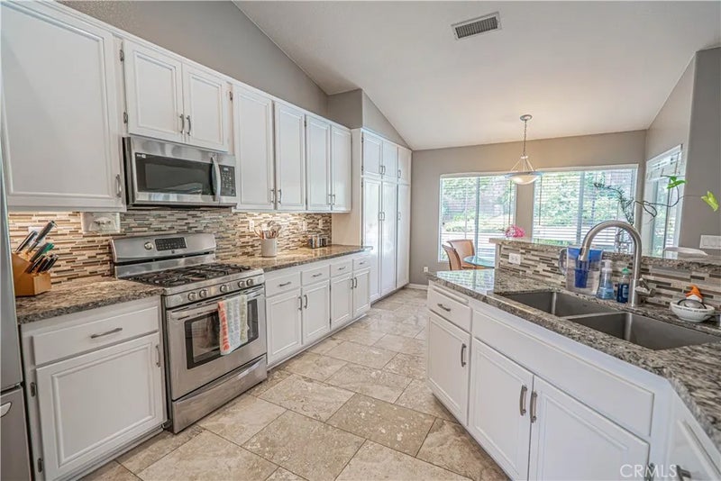 42319 Camden Way