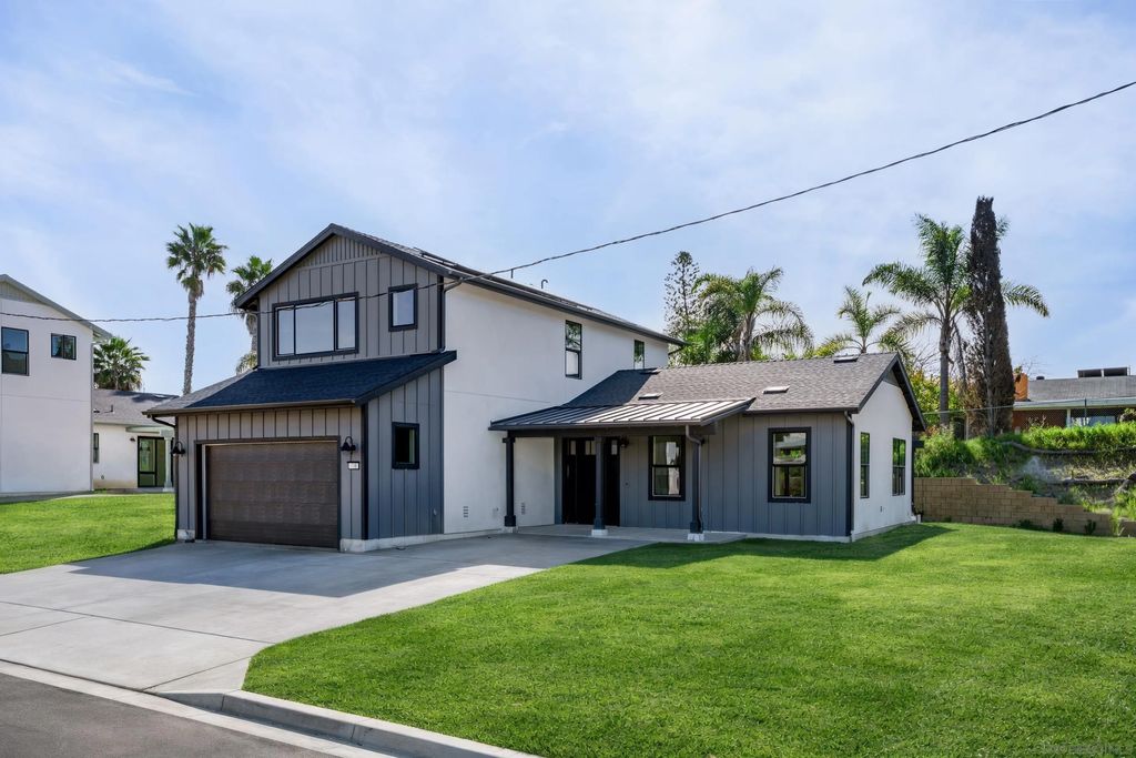 Photo of 710 Passion Court, Vista, CA 92083 (MLS # 260012093)