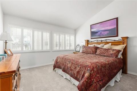 Tiny photo for 16580 Bordeaux Ln, Huntington Beach, CA 92649 (MLS # OC26060246)