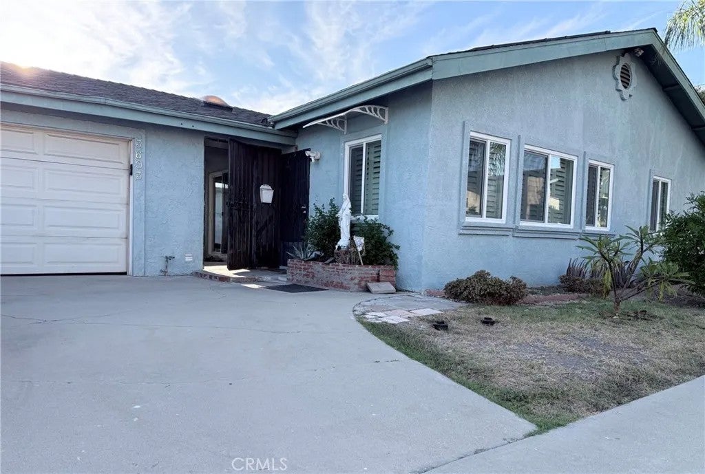 3603 W 144th