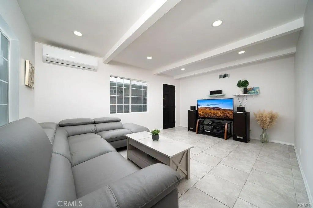 3603 W 144th