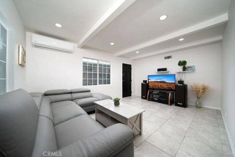 3603 W 144th