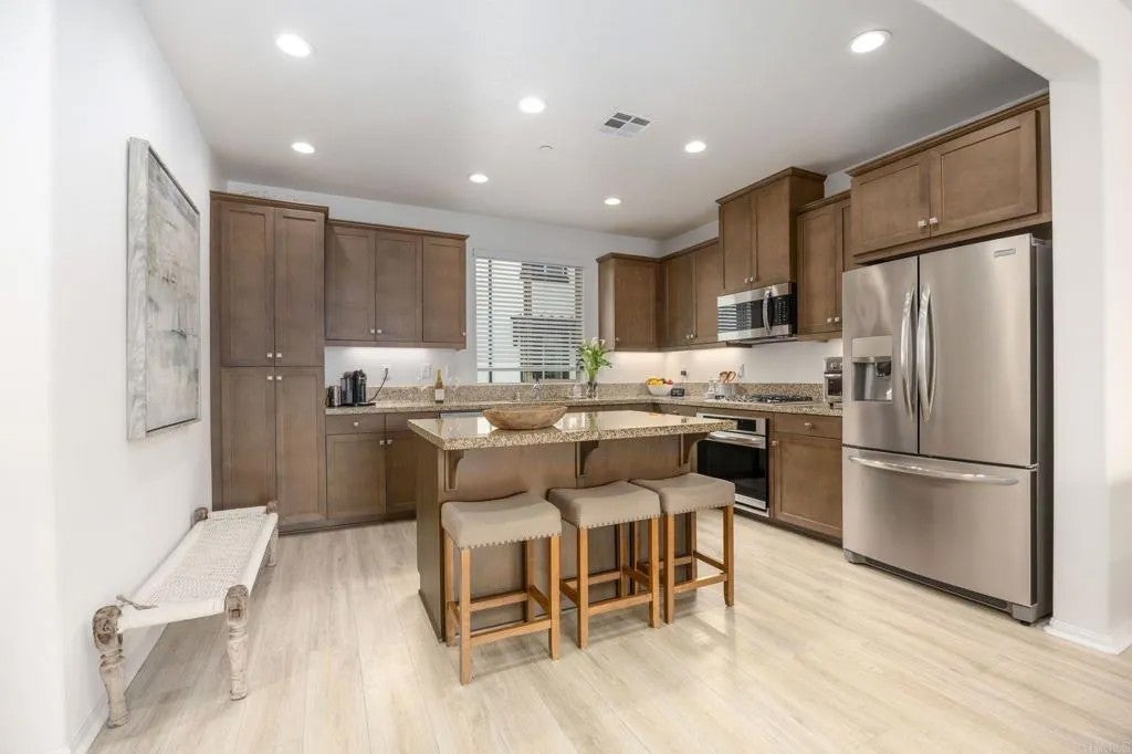 2227 Solara Lane