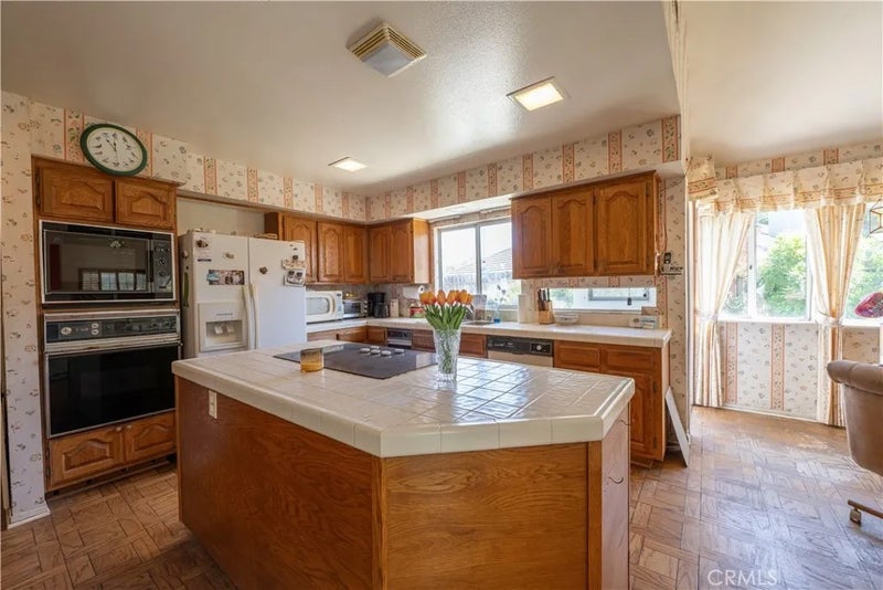 1042 Pellham