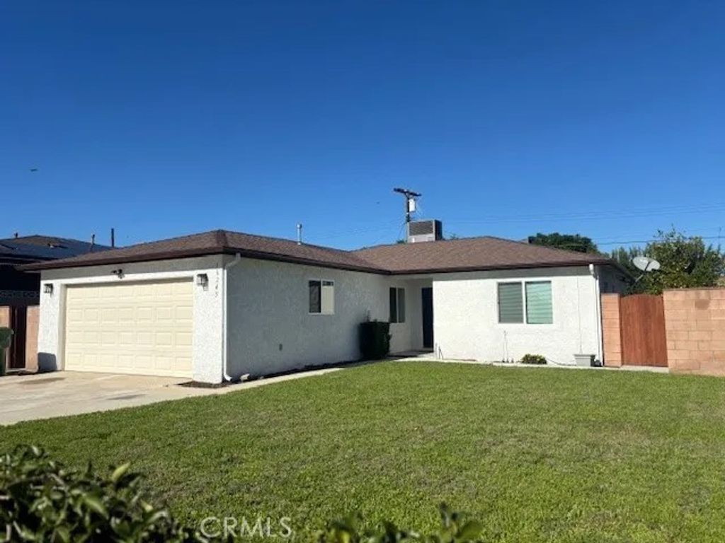 Photo of 16245 Londelius, North Hills, CA 91343 (MLS # SR25265666)