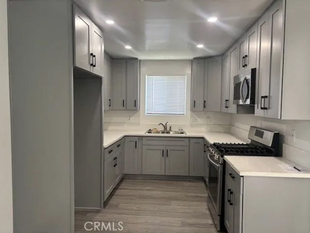 Photo of 16245 Londelius, North Hills, CA 91343 (MLS # SR25265666)