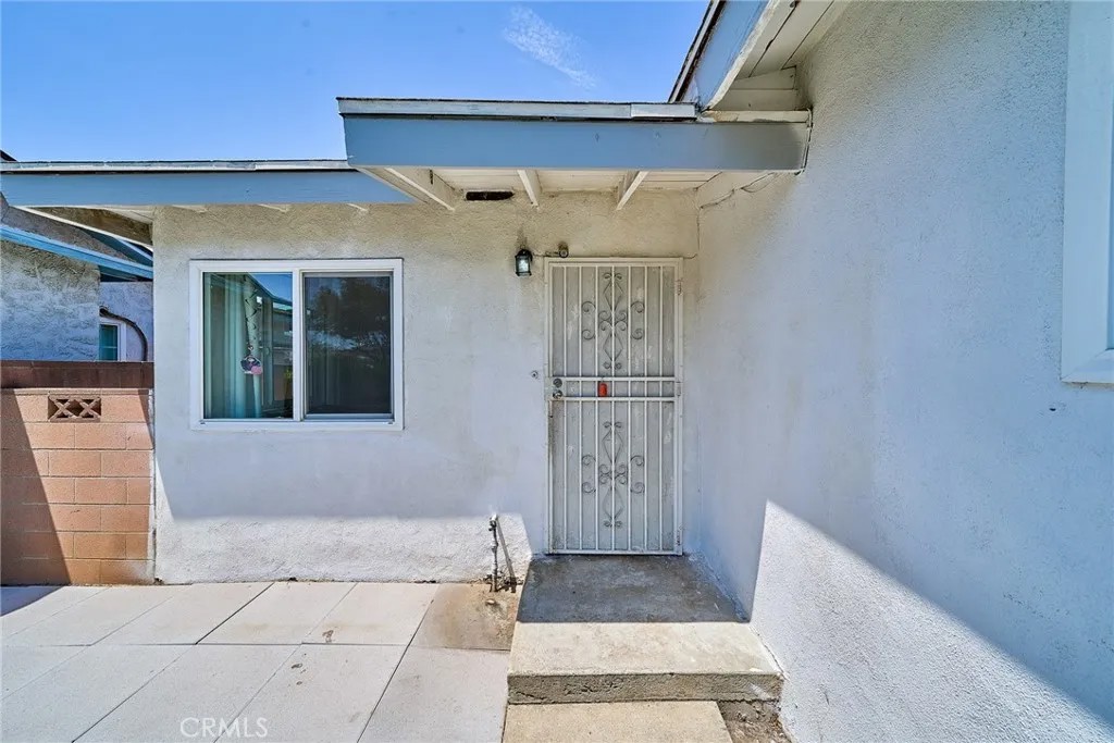 351 E Marshall