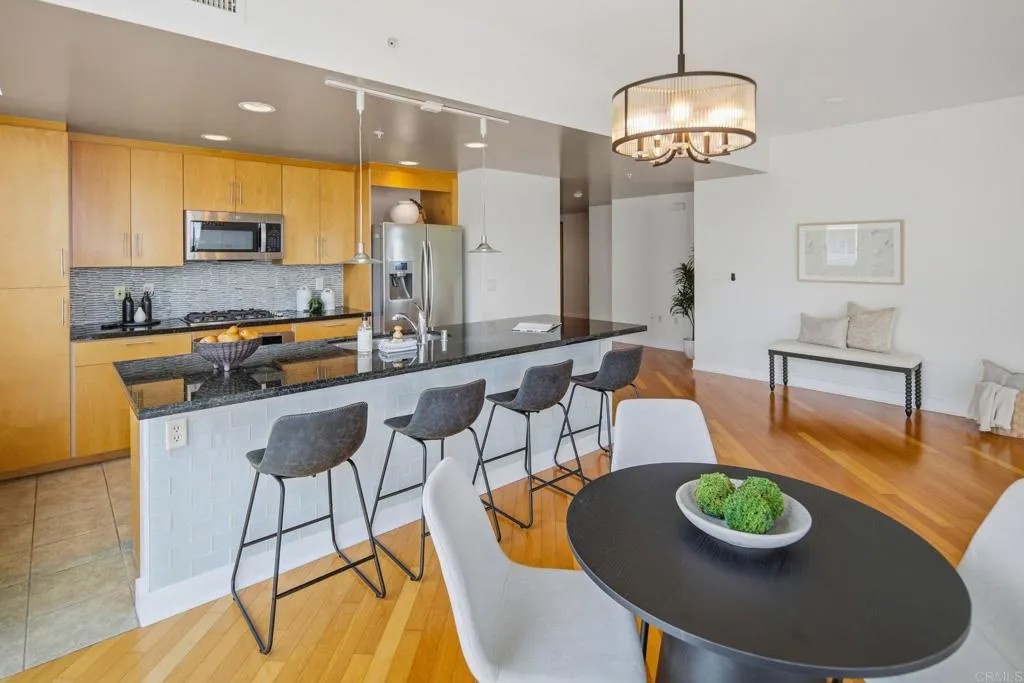 3812 Park Boulevard 414