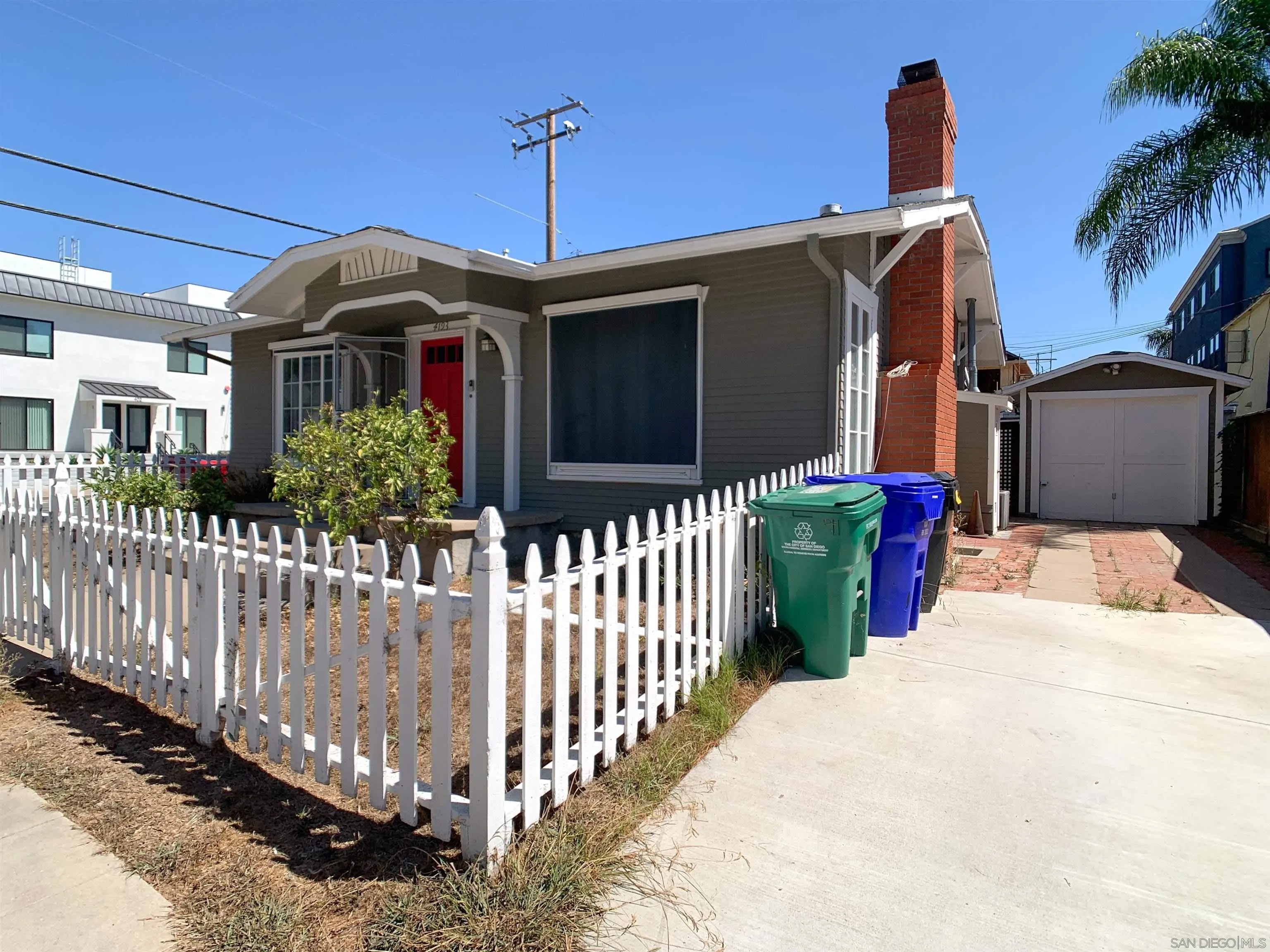 4193 4th Ave