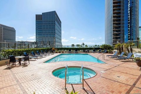 Tiny photo for 700 W E Street #1904, San Diego, CA 92101 (MLS # NDP2507763)