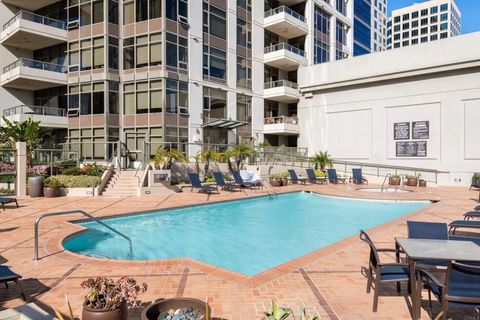 Tiny photo for 700 W E Street #1904, San Diego, CA 92101 (MLS # NDP2507763)