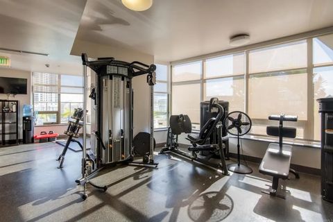 Tiny photo for 700 W E Street #1904, San Diego, CA 92101 (MLS # NDP2507763)